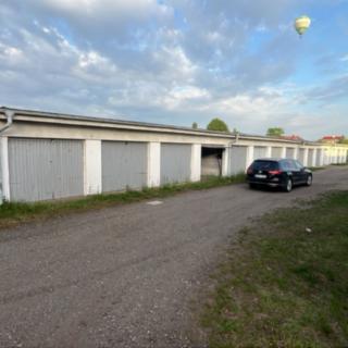 Prodej garáže 18 m² Hradec Králové