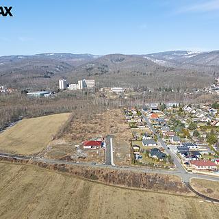 Prodej stavební parcely 938 m² Lom