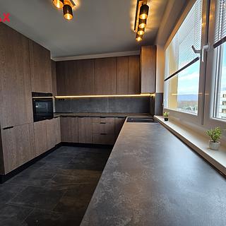 Prodej bytu 4+kk 90 m² Teplice, Novoveská