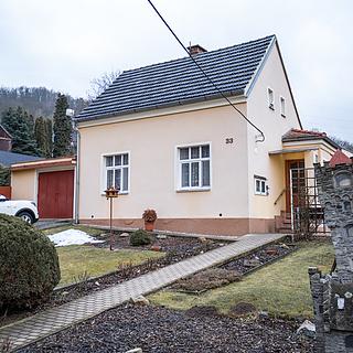 Prodej rodinného domu 155 m&sup2; Bžany