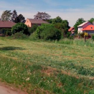 Prodej stavební parcely 1249 m² Dobrovice
