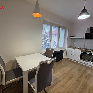 Pronájem bytu 2+1 55 m² Teplice, Londýnská