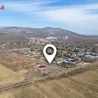 Prodej stavební parcely 830 m² Lom