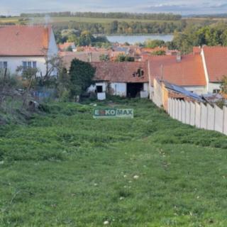 Prodej stavební parcely 1953 m² Hlohovec
