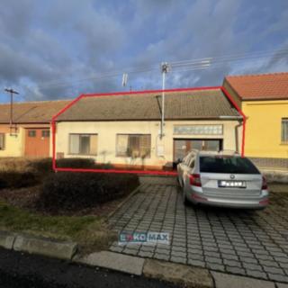 Prodej rodinného domu 200 m² Prušánky