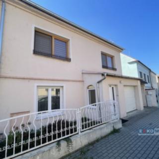 Prodej rodinného domu 200 m² Břeclav, Chodská