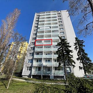 Pronájem bytu 3+1 68 m&sup2; Břeclav