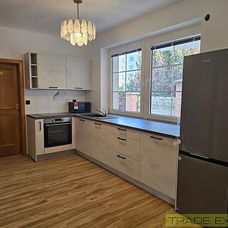 Pronájem bytu 3+kk 92 m&sup2; Praha
