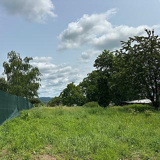 Prodej stavební parcely 1 000 m² Lešany Břežany