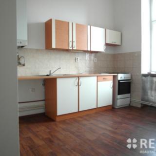 Pronájem bytu 1+1 33 m² Brno