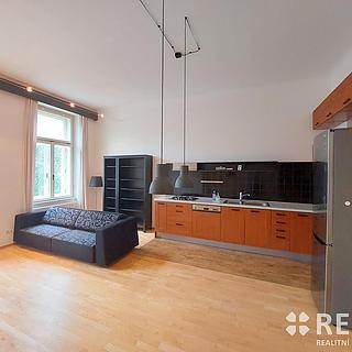 Pronájem bytu 3+kk 87 m&sup2; Brno