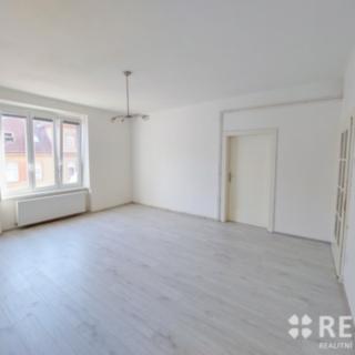 Pronájem bytu 3+1 120 m² Brno Královo Pole, Tyršova