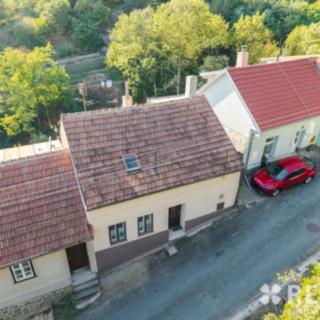 Prodej rodinného domu 105 m² Viničné Šumice