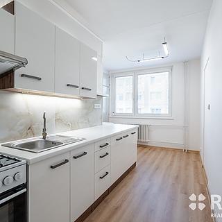 Pronájem bytu 2+1 62 m&sup2; Brno