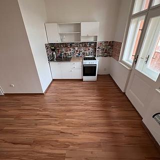 Pronájem bytu 2+kk 49 m² Brno