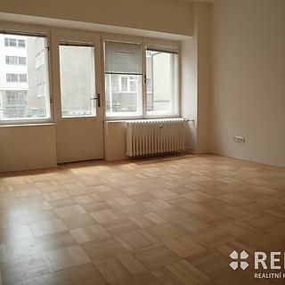 Pronájem bytu 2+1 50 m² Brno Staré Brno, Pekařská