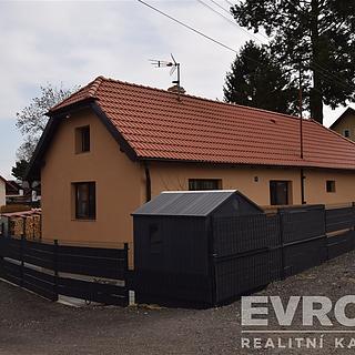 Prodej rodinného domu 72 m² Zásmuky Nesměň