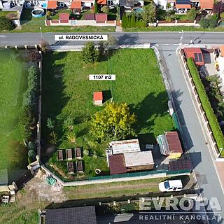 Prodej stavební parcely, 1107m²