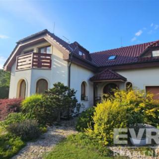 Prodej rodinného domu 295 m² Slatiňany Škrovád