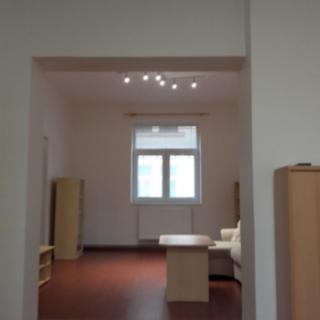 Pronájem rodinného domu 58 m² Pardubice Zelené Předměstí, Bacháčkova