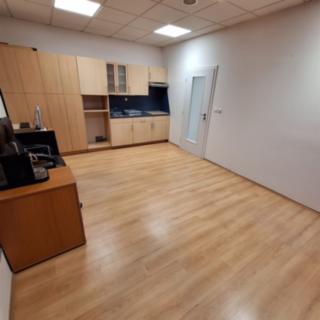 Pronájem kanceláře 31 m² Pardubice Zelené Předměstí, třída Míru