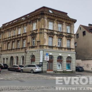 Pronájem bytu 3+kk 78 m² Liberec II-Nové Město, Studničná