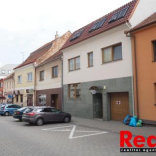 Pronájem kanceláře 56 m² Hustopeče, Mrštíkova