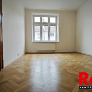 Pronájem bytu 3+1 75 m² Brno