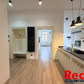 Pronájem bytu 3+kk 93 m² Brno