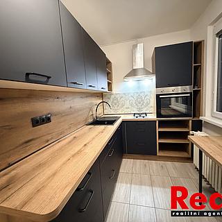 Pronájem bytu 2+1 54 m&sup2; Zlín