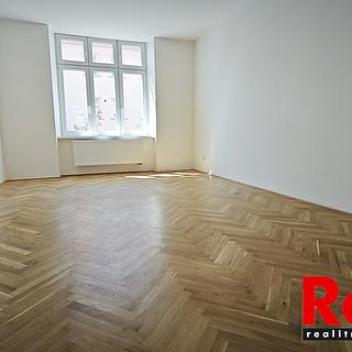 Pronájem bytu 3+1 100 m² Brno Veveří, Grohova