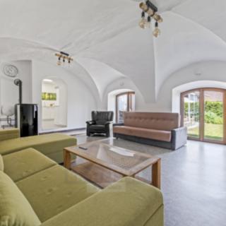 Pronájem bytu 3+1 100 m² Slavče