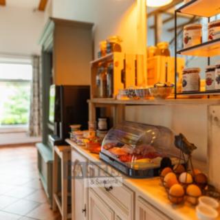 Prodej hotelu a penzionu 768 m² Číměř