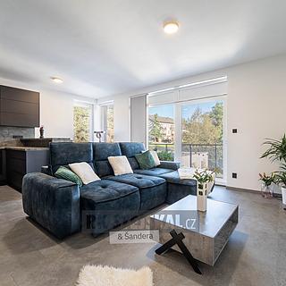 Pronájem bytu 2+kk 69 m² Hluboká nad Vltavou, U Parku