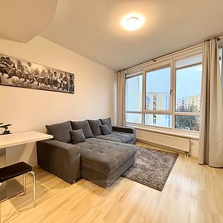 Pronájem bytu 2+kk, 50m²