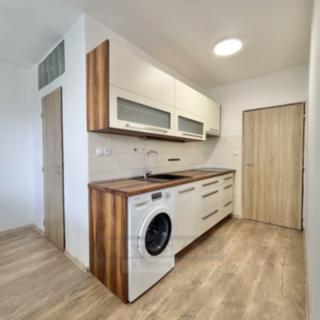 Pronájem bytu 2+kk 58 m² České Budějovice 6, Brožíkova
