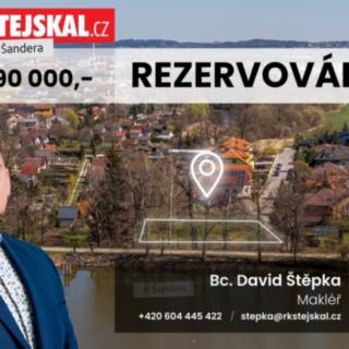 Prodej stavební parcely 1203 m² Litvínovice