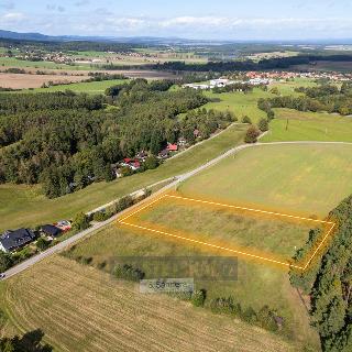 Prodej stavební parcely 5340 m² Hradce