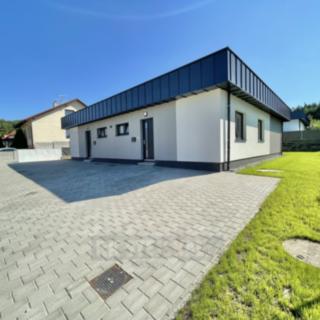 Pronájem bytu 4+kk 80 m² Včelná