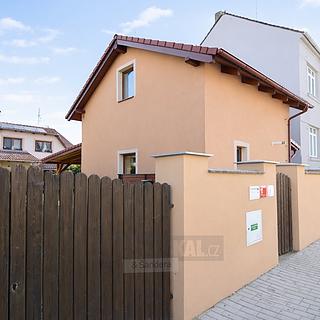 Pronájem rodinného domu 52 m² České Budějovice 2, Husova tř.