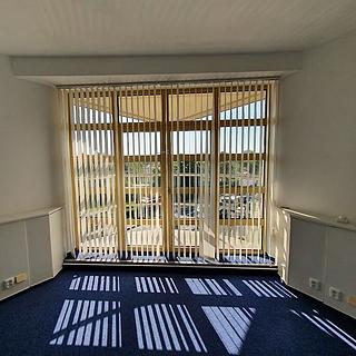 Pronájem kanceláře 65 m&sup2; Praha