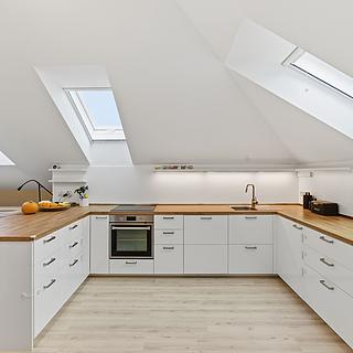 Prodej bytu 4+kk 158 m² Křížkový Újezdec