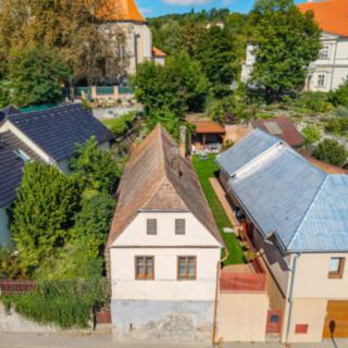Prodej rodinného domu 100 m² Dobrovice, 9. května