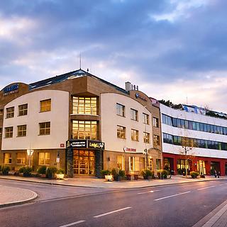 Pronájem kanceláře 65 m&sup2; Praha