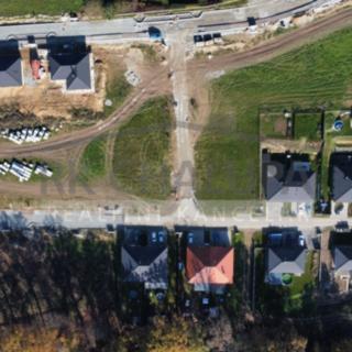 Prodej stavební parcely 988 m² Hosín