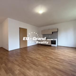 Pronájem bytu 1+kk a garsoniéry 47 m² Varnsdorf, Kostelní