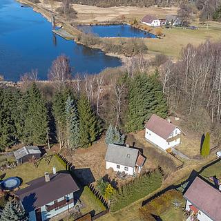 Prodej chaty 400 m&sup2; Zavlekov