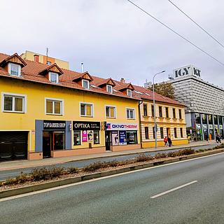 Pronájem obchodu 108 m² České Budějovice 3, Pražská tř.
