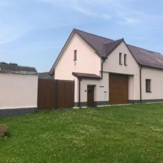 Prodej rodinného domu 150 m² Dříteň