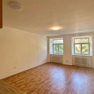 Pronájem bytu 2+kk 25 m² Cheb